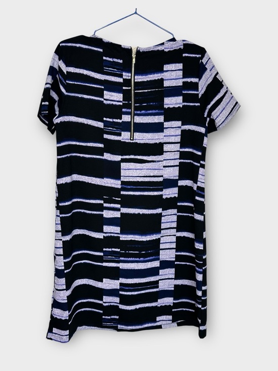 🌻 Signature Collection Abstract Dress #600 - Picture 7 of 11